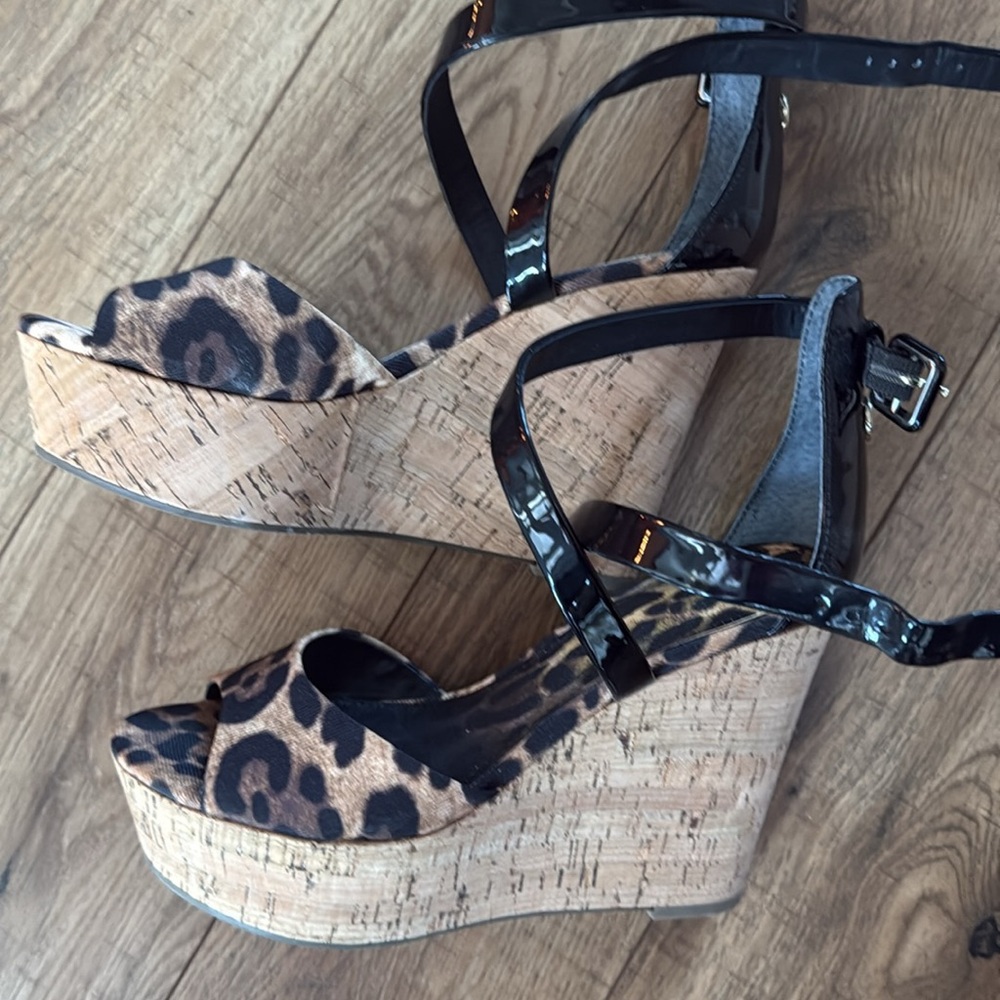 Guess leopard wedges size 7.5 with black patented leather trim